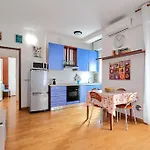 Xenia Apartments - Cozy Apartment Near Porta Romana