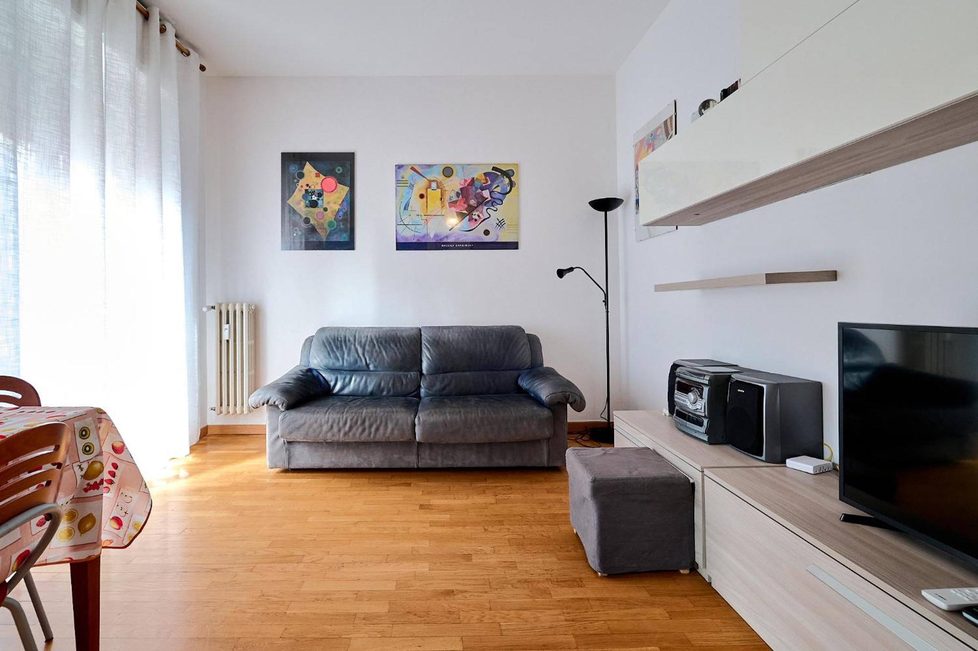 Xenia - Cozy Near Porta Romana Apartment Mailand